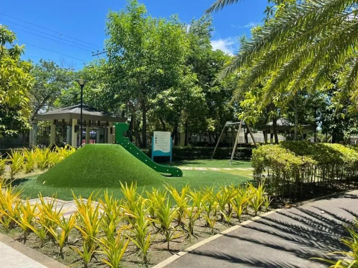 Verdon Parc Condo 1 Bedroom Davao City 0*,  Filippine